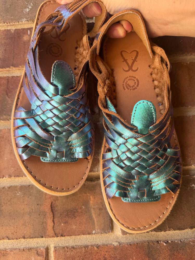
                  
                    Sirena Huarache 🧜🏻‍♀️
                  
                